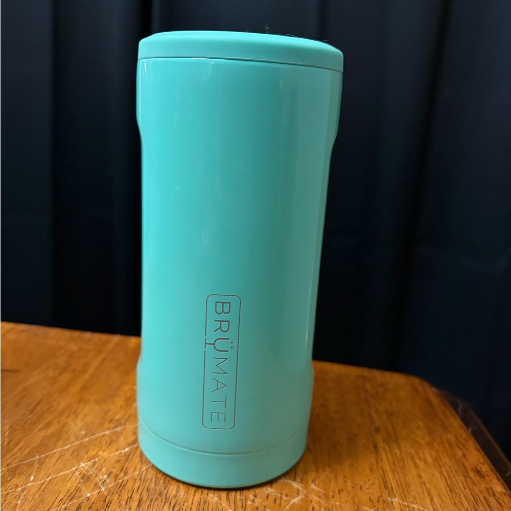 BrüMate Seafoam Green Insulated Slim Can Koozie